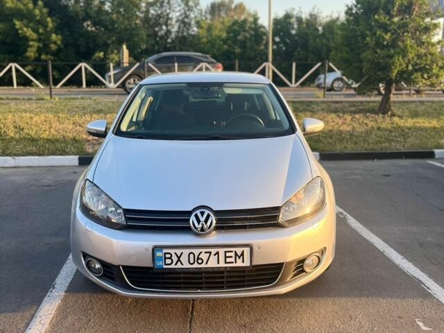 Сірий Фольксваген Гольф, об'ємом двигуна 1.39 л та пробігом 196 тис. км за 7500 $, фото 1 на Automoto.ua