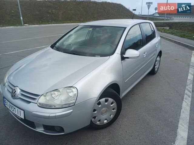 Серый Фольксваген Гольф, объемом двигателя 1.6 л и пробегом 200 тыс. км за 6500 $, фото 1 на Automoto.ua