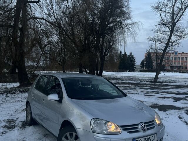 Сірий Фольксваген Гольф, об'ємом двигуна 1.6 л та пробігом 274 тис. км за 5200 $, фото 1 на Automoto.ua