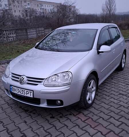 Серый Фольксваген Гольф, объемом двигателя 1.4 л и пробегом 242 тыс. км за 5500 $, фото 1 на Automoto.ua