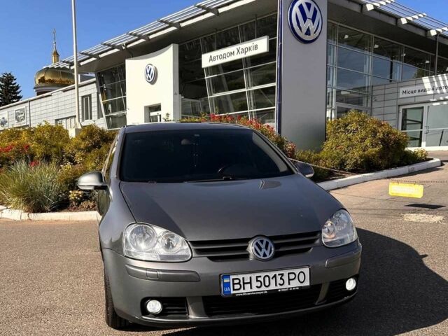 Серый Фольксваген Гольф, объемом двигателя 1.4 л и пробегом 280 тыс. км за 6100 $, фото 1 на Automoto.ua