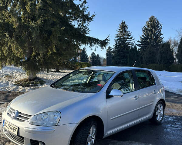 Серый Фольксваген Гольф, объемом двигателя 1.6 л и пробегом 216 тыс. км за 6900 $, фото 1 на Automoto.ua