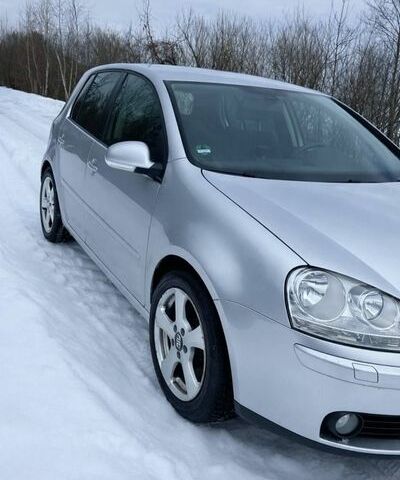 Серый Фольксваген Гольф, объемом двигателя 1.6 л и пробегом 131 тыс. км за 6500 $, фото 1 на Automoto.ua