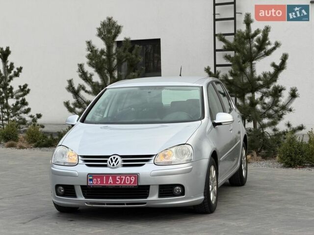 Серый Фольксваген Гольф, объемом двигателя 1.4 л и пробегом 162 тыс. км за 5950 $, фото 1 на Automoto.ua