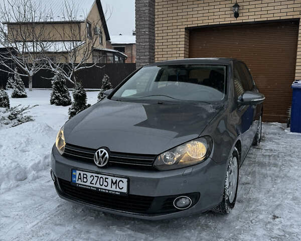 Сірий Фольксваген Гольф, об'ємом двигуна 1.6 л та пробігом 161 тис. км за 7900 $, фото 1 на Automoto.ua