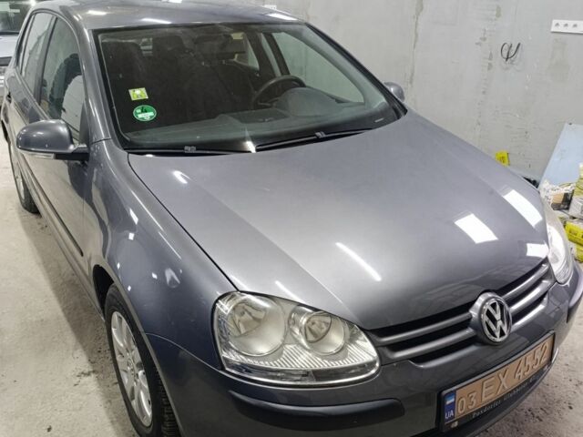Серый Фольксваген Гольф, объемом двигателя 1.4 л и пробегом 1 тыс. км за 5400 $, фото 1 на Automoto.ua