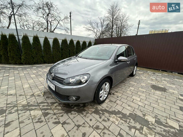 Серый Фольксваген Гольф, объемом двигателя 1.6 л и пробегом 202 тыс. км за 8300 $, фото 1 на Automoto.ua