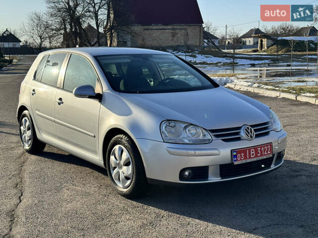 Серый Фольксваген Гольф, объемом двигателя 1.6 л и пробегом 173 тыс. км за 6650 $, фото 1 на Automoto.ua