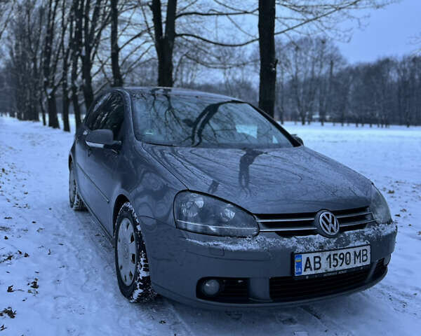 Серый Фольксваген Гольф, объемом двигателя 1.6 л и пробегом 193 тыс. км за 6500 $, фото 1 на Automoto.ua