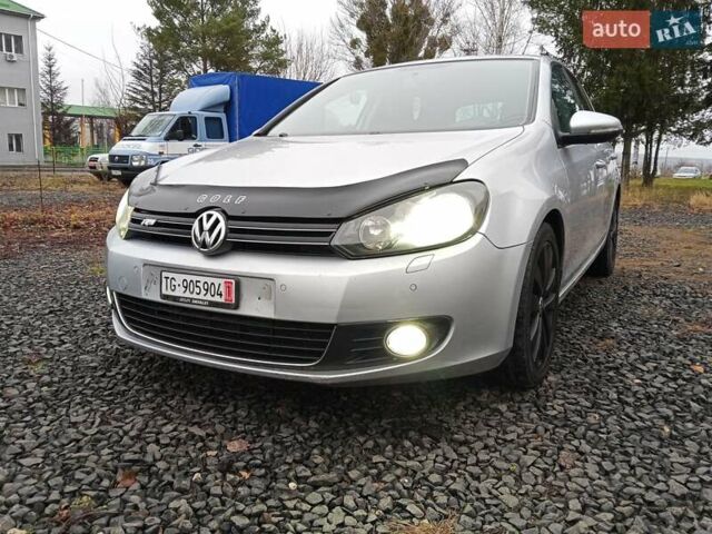 Серый Фольксваген Гольф, объемом двигателя 1.39 л и пробегом 235 тыс. км за 6500 $, фото 1 на Automoto.ua