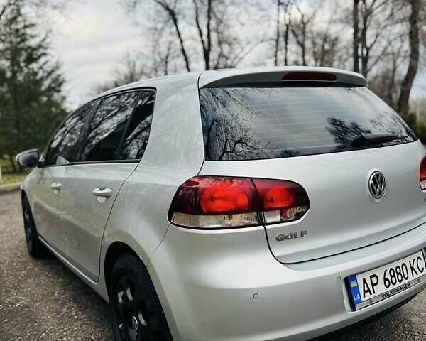 Серый Фольксваген Гольф, объемом двигателя 1.4 л и пробегом 251 тыс. км за 7800 $, фото 1 на Automoto.ua