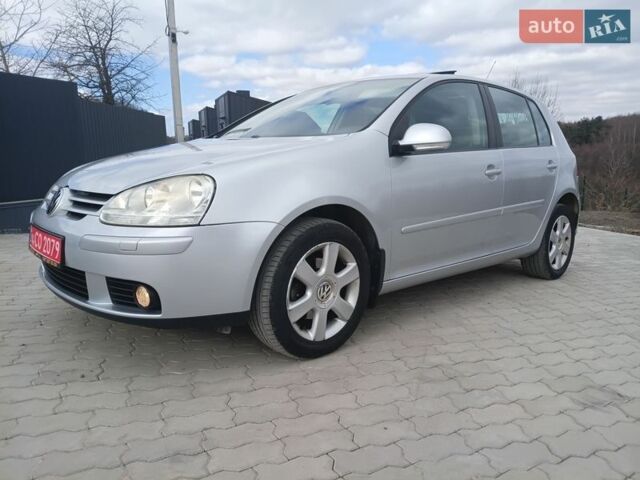 Серый Фольксваген Гольф, объемом двигателя 1.6 л и пробегом 205 тыс. км за 6590 $, фото 1 на Automoto.ua