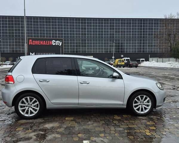 Серый Фольксваген Гольф, объемом двигателя 1.6 л и пробегом 245 тыс. км за 7250 $, фото 1 на Automoto.ua