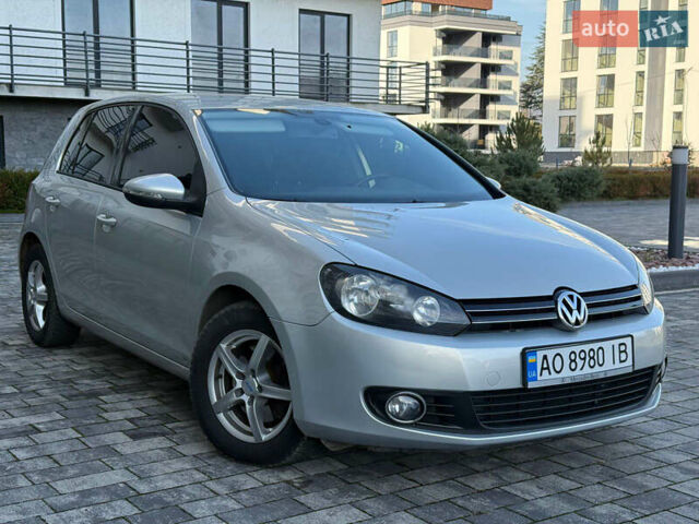 Серый Фольксваген Гольф, объемом двигателя 1.4 л и пробегом 244 тыс. км за 8500 $, фото 1 на Automoto.ua