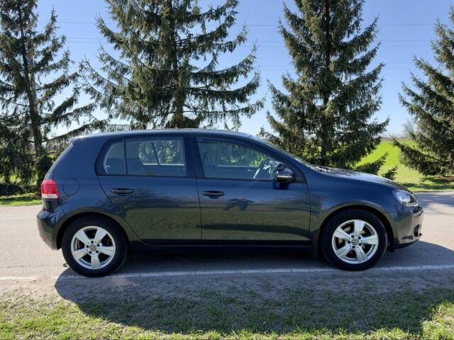 Сірий Фольксваген Гольф, об'ємом двигуна 1.6 л та пробігом 171 тис. км за 8800 $, фото 1 на Automoto.ua