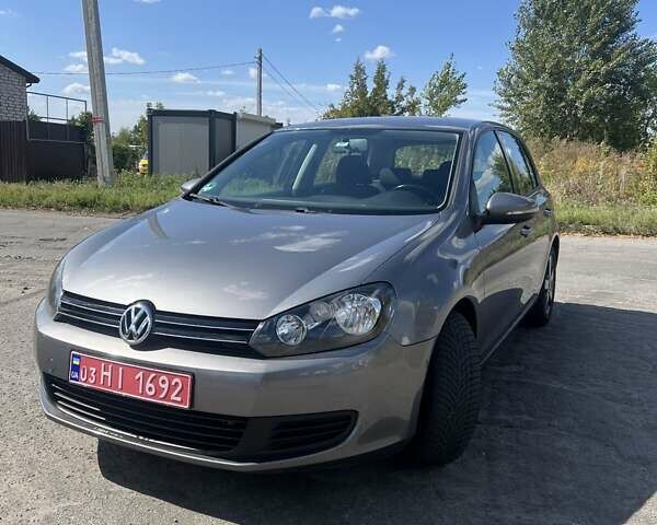 Серый Фольксваген Гольф, объемом двигателя 1.4 л и пробегом 195 тыс. км за 6700 $, фото 1 на Automoto.ua