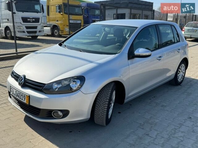 Серый Фольксваген Гольф, объемом двигателя 1.39 л и пробегом 250 тыс. км за 7100 $, фото 1 на Automoto.ua