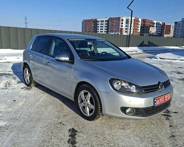 Серый Фольксваген Гольф, объемом двигателя 1.4 л и пробегом 210 тыс. км за 8900 $, фото 1 на Automoto.ua