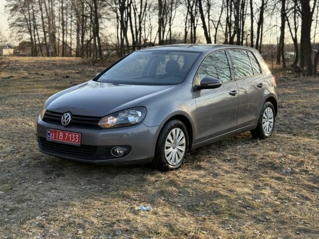 Серый Фольксваген Гольф, объемом двигателя 1.6 л и пробегом 207 тыс. км за 7700 $, фото 1 на Automoto.ua