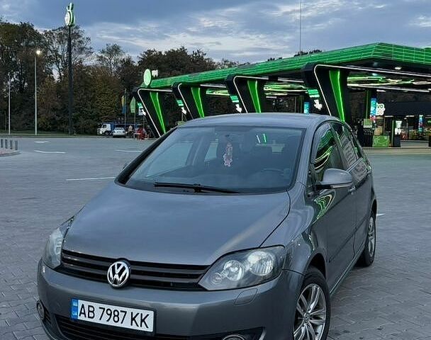 Серый Фольксваген Гольф, объемом двигателя 1.4 л и пробегом 165 тыс. км за 7800 $, фото 1 на Automoto.ua