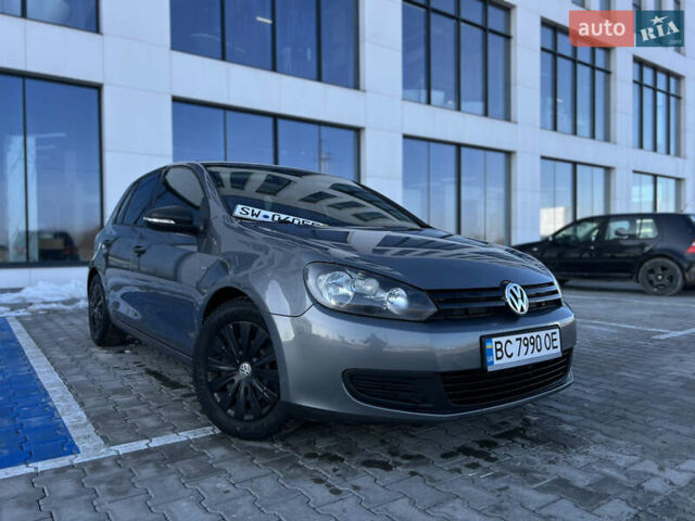 Серый Фольксваген Гольф, объемом двигателя 1.6 л и пробегом 251 тыс. км за 6599 $, фото 1 на Automoto.ua