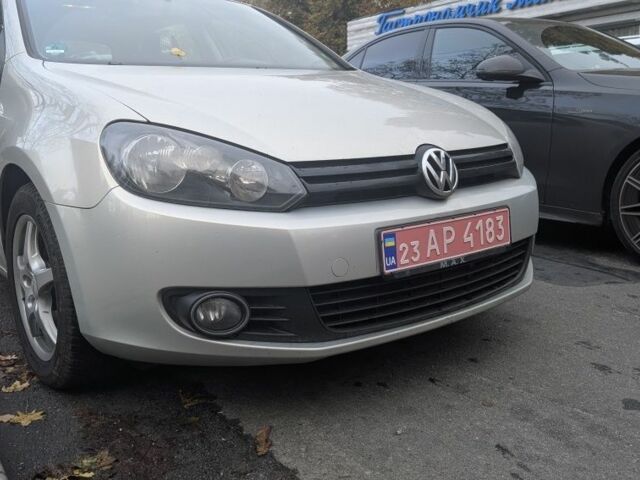 Фольксваген Гольф 2010 в Вышгороде на Automoto.ua Серый Фольксваген Гольф, объемом двигателя 1.4 л и пробегом 186 тыс. км за 7990 $, фото 1 на Automoto.ua