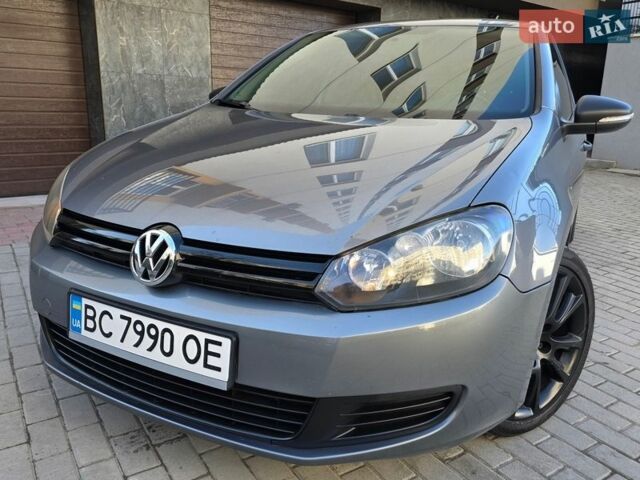 Серый Фольксваген Гольф, объемом двигателя 1.6 л и пробегом 252 тыс. км за 6899 $, фото 1 на Automoto.ua