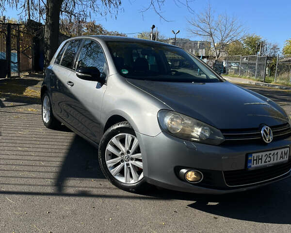 Сірий Фольксваген Гольф, об'ємом двигуна 1.6 л та пробігом 228 тис. км за 9700 $, фото 1 на Automoto.ua