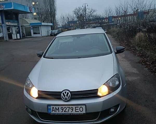 Сірий Фольксваген Гольф, об'ємом двигуна 1.6 л та пробігом 235 тис. км за 7500 $, фото 1 на Automoto.ua