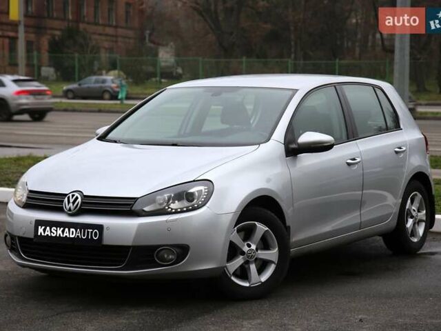 Серый Фольксваген Гольф, объемом двигателя 1.39 л и пробегом 126 тыс. км за 9000 $, фото 1 на Automoto.ua