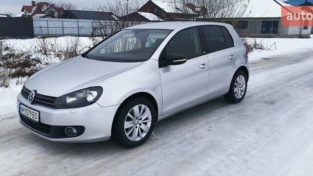 Сірий Фольксваген Гольф, об'ємом двигуна 1.6 л та пробігом 237 тис. км за 8600 $, фото 1 на Automoto.ua