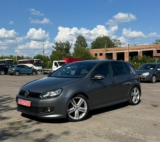 Сірий Фольксваген Гольф, об'ємом двигуна 1.39 л та пробігом 266 тис. км за 9200 $, фото 1 на Automoto.ua