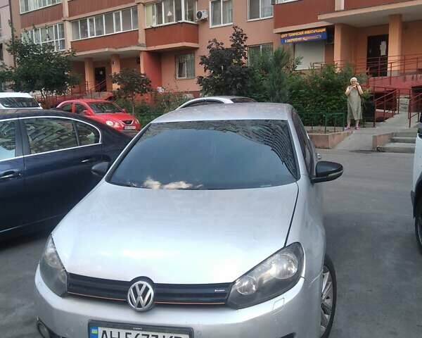 Серый Фольксваген Гольф, объемом двигателя 1.6 л и пробегом 253 тыс. км за 7500 $, фото 1 на Automoto.ua