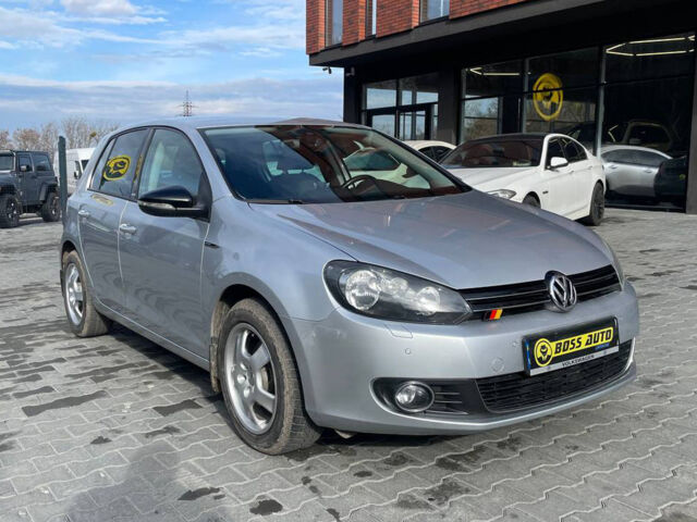 Серый Фольксваген Гольф, объемом двигателя 1.2 л и пробегом 227 тыс. км за 8200 $, фото 1 на Automoto.ua