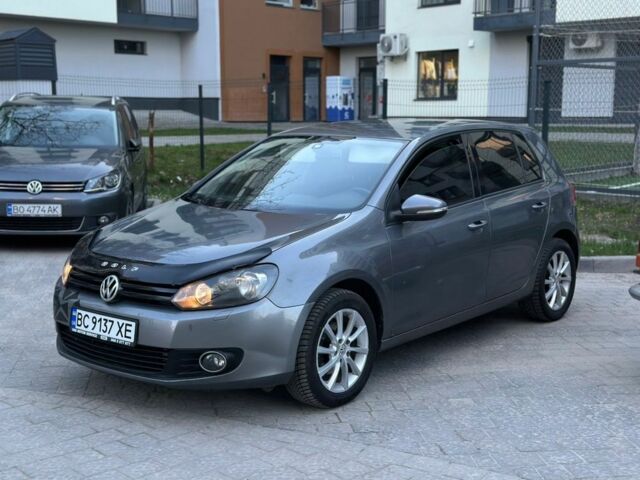 Серый Фольксваген Гольф, объемом двигателя 1.6 л и пробегом 241 тыс. км за 6600 $, фото 1 на Automoto.ua