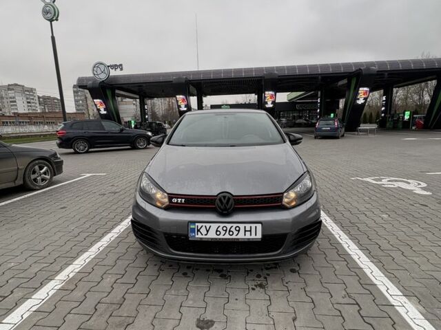 Серый Фольксваген Гольф, объемом двигателя 2 л и пробегом 182 тыс. км за 9999 $, фото 1 на Automoto.ua
