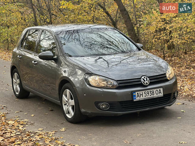 Серый Фольксваген Гольф, объемом двигателя 1.6 л и пробегом 284 тыс. км за 7750 $, фото 1 на Automoto.ua