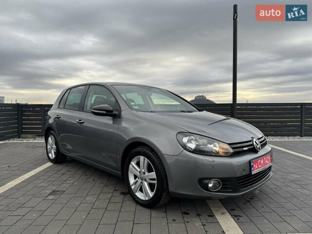 Сірий Фольксваген Гольф, об'ємом двигуна 1.2 л та пробігом 250 тис. км за 9300 $, фото 1 на Automoto.ua