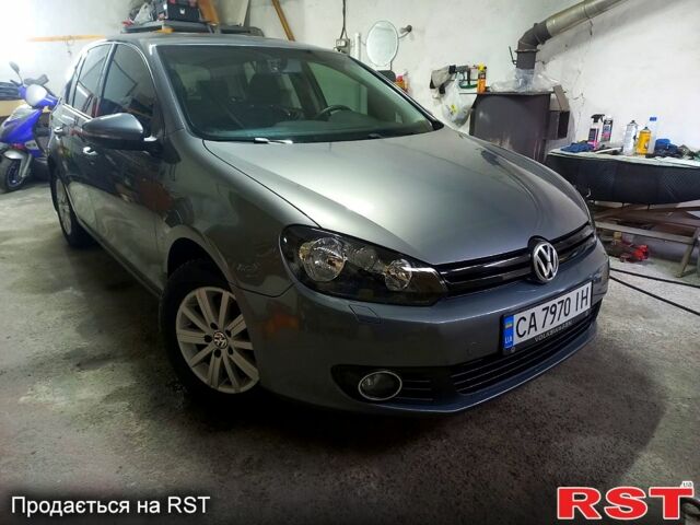 Сірий Фольксваген Гольф, об'ємом двигуна 1.6 л та пробігом 247 тис. км за 8700 $, фото 1 на Automoto.ua