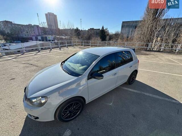 Сірий Фольксваген Гольф, об'ємом двигуна 1.39 л та пробігом 272 тис. км за 7790 $, фото 1 на Automoto.ua