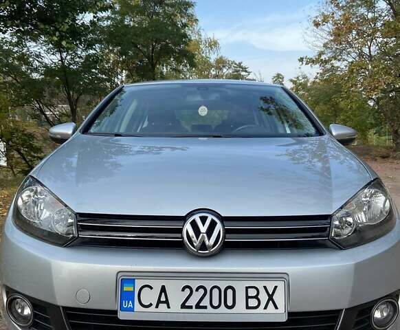 Серый Фольксваген Гольф, объемом двигателя 1.4 л и пробегом 169 тыс. км за 11000 $, фото 1 на Automoto.ua