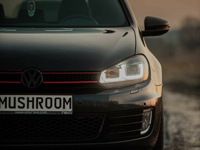 Серый Фольксваген Гольф, объемом двигателя 2 л и пробегом 111 тыс. км за 11500 $, фото 1 на Automoto.ua