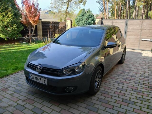 Сірий Фольксваген Гольф, об'ємом двигуна 2.5 л та пробігом 174 тис. км за 6700 $, фото 1 на Automoto.ua