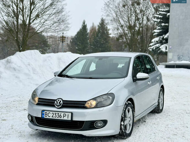 Серый Фольксваген Гольф, объемом двигателя 1.6 л и пробегом 250 тыс. км за 7999 $, фото 1 на Automoto.ua