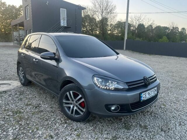 Серый Фольксваген Гольф, объемом двигателя 1.6 л и пробегом 244 тыс. км за 8129 $, фото 1 на Automoto.ua