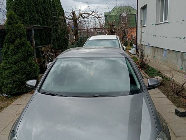 Сірий Фольксваген Гольф, об'ємом двигуна 2.5 л та пробігом 171 тис. км за 9000 $, фото 1 на Automoto.ua