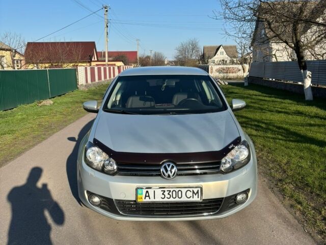 Серый Фольксваген Гольф, объемом двигателя 1.6 л и пробегом 181 тыс. км за 9000 $, фото 1 на Automoto.ua