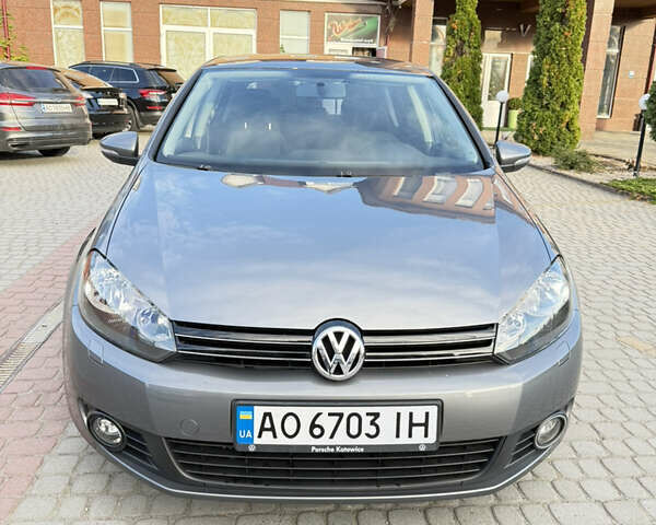 Серый Фольксваген Гольф, объемом двигателя 1.39 л и пробегом 149 тыс. км за 7300 $, фото 1 на Automoto.ua