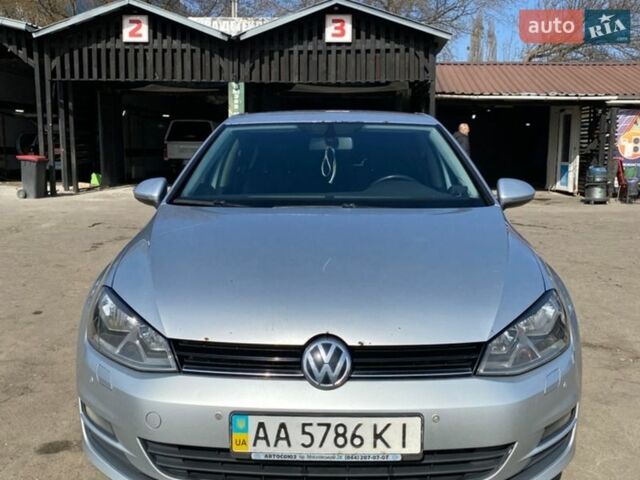 Серый Фольксваген Гольф, объемом двигателя 1.97 л и пробегом 257 тыс. км за 11459 $, фото 1 на Automoto.ua