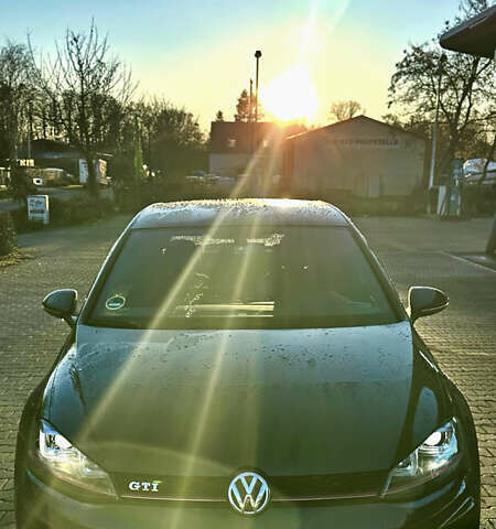 Серый Фольксваген Гольф, объемом двигателя 1.98 л и пробегом 193 тыс. км за 16500 $, фото 1 на Automoto.ua